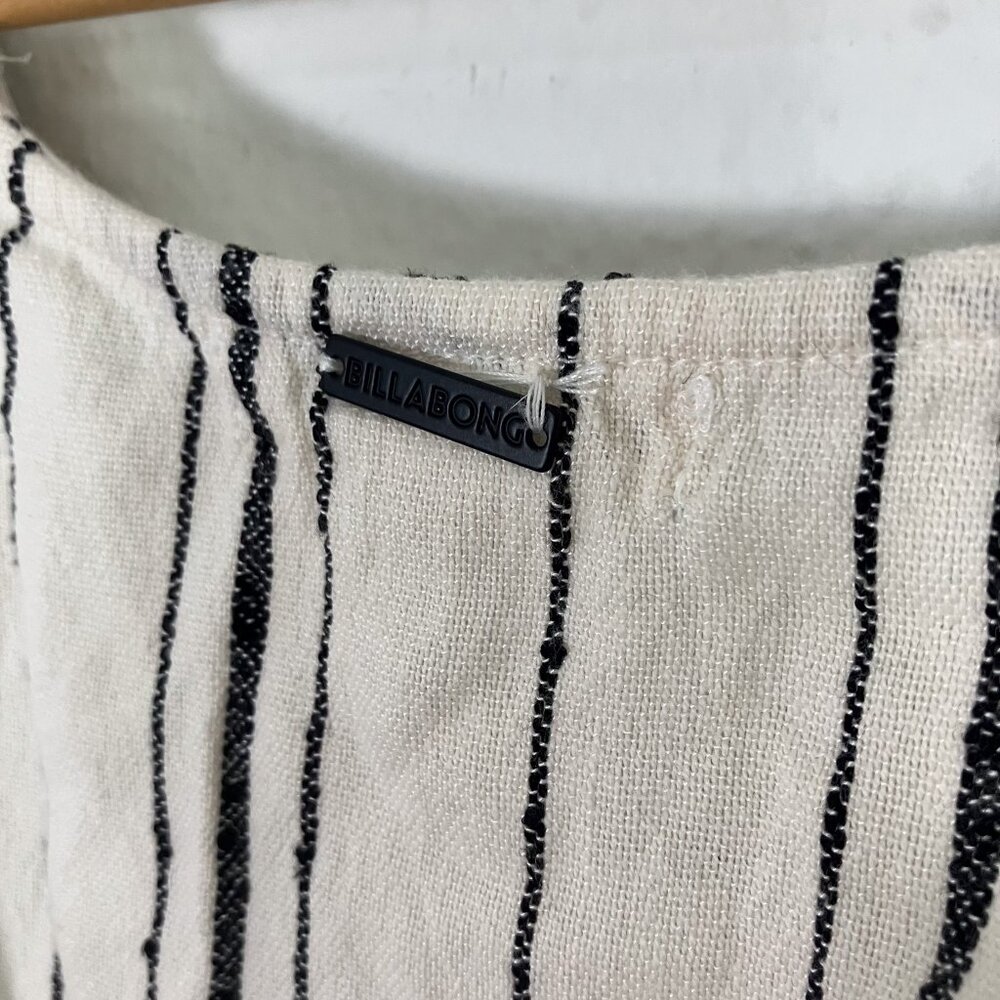 Billabong Could Wander Cropped Shirt Light Cream & Black Ruffle Sleeve Top M - Picture 7 of 9